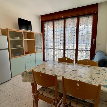 Frontemare 6 Posti Letto + Posto Auto Gratuito Διαμέρισμα *