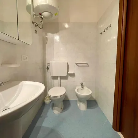 Frontemare 6 Posti Letto + Posto Auto Gratuito Διαμέρισμα *