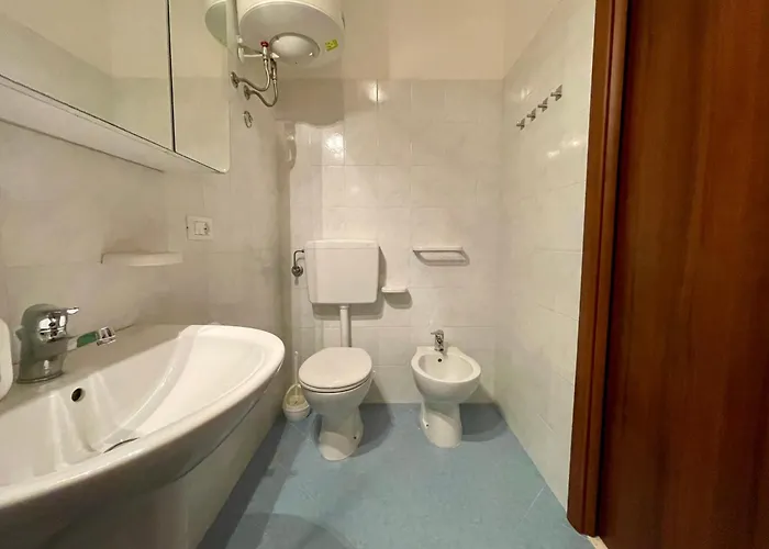 Frontemare 6 Posti Letto + Posto Auto Gratuito Apartment *