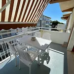 Апартаменти Frontemare 6 Posti Letto + Posto Auto Gratuito