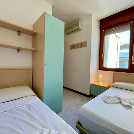 Frontemare 6 Posti Letto + Posto Auto Gratuito Apartamento