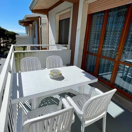 Frontemare 6 Posti Letto + Posto Auto Gratuito Bibione