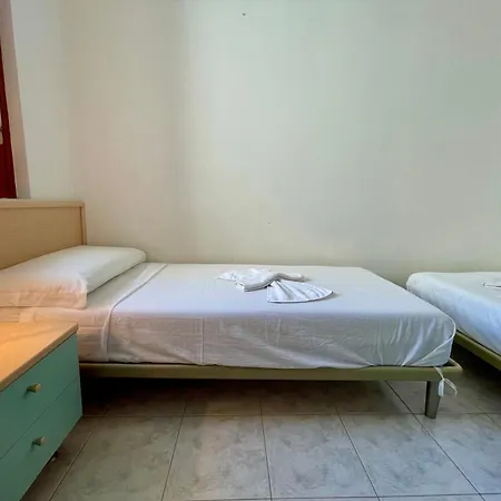 Frontemare 6 Posti Letto + Posto Auto Gratuito Apartment Bibione