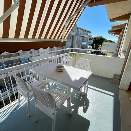 Apartamento Frontemare 6 Posti Letto + Posto Auto Gratuito