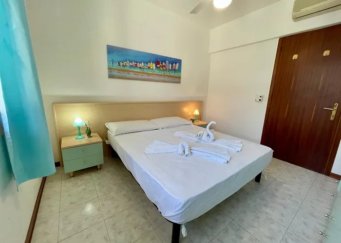 Frontemare 6 Posti Letto + Posto Auto Gratuito Bibione