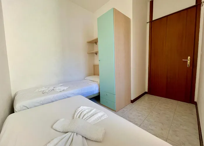 Appartamento Frontemare 6 Posti Letto + Posto Auto Gratuito Bibione