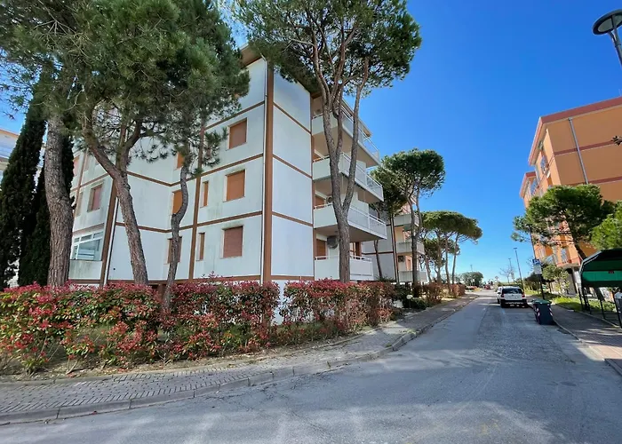 Frontemare 6 Posti Letto + Posto Auto Gratuito *